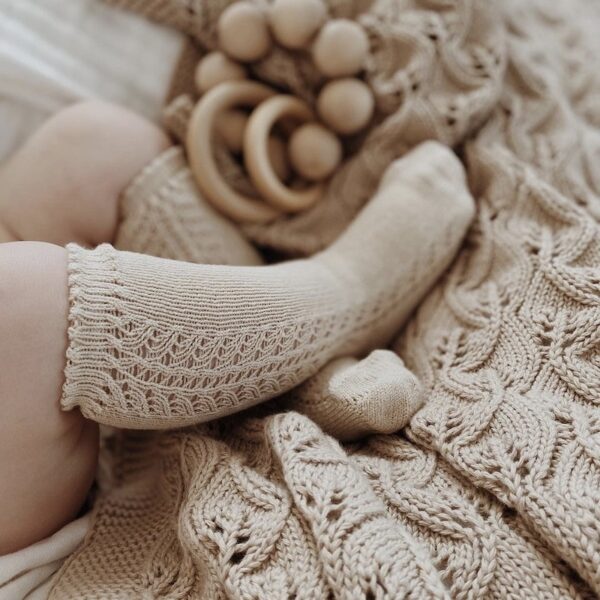 Bawełniany kocyk ażurowy Beige - obrazek 3