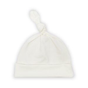 Czapeczka niemowlęca z supełkiem Creamy white
