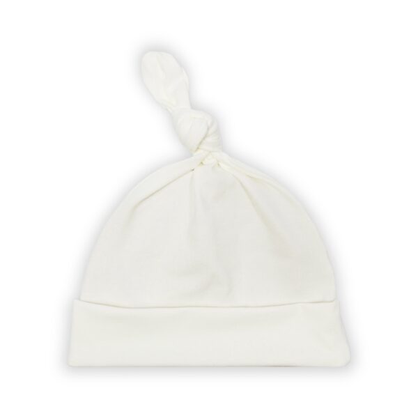Czapeczka niemowlęca z supełkiem Creamy white