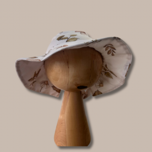 kapelusz dziecięcy z wiązaniem i gumką mushrooms